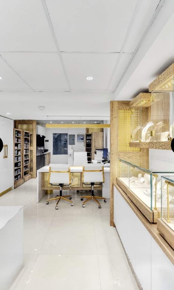 Inside 18k Miami